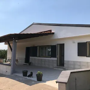 Villetta Gallo Casa Vacanze Humanitas Catania Centro Sicilia Clinica Humanitas , Misterbianco Italia